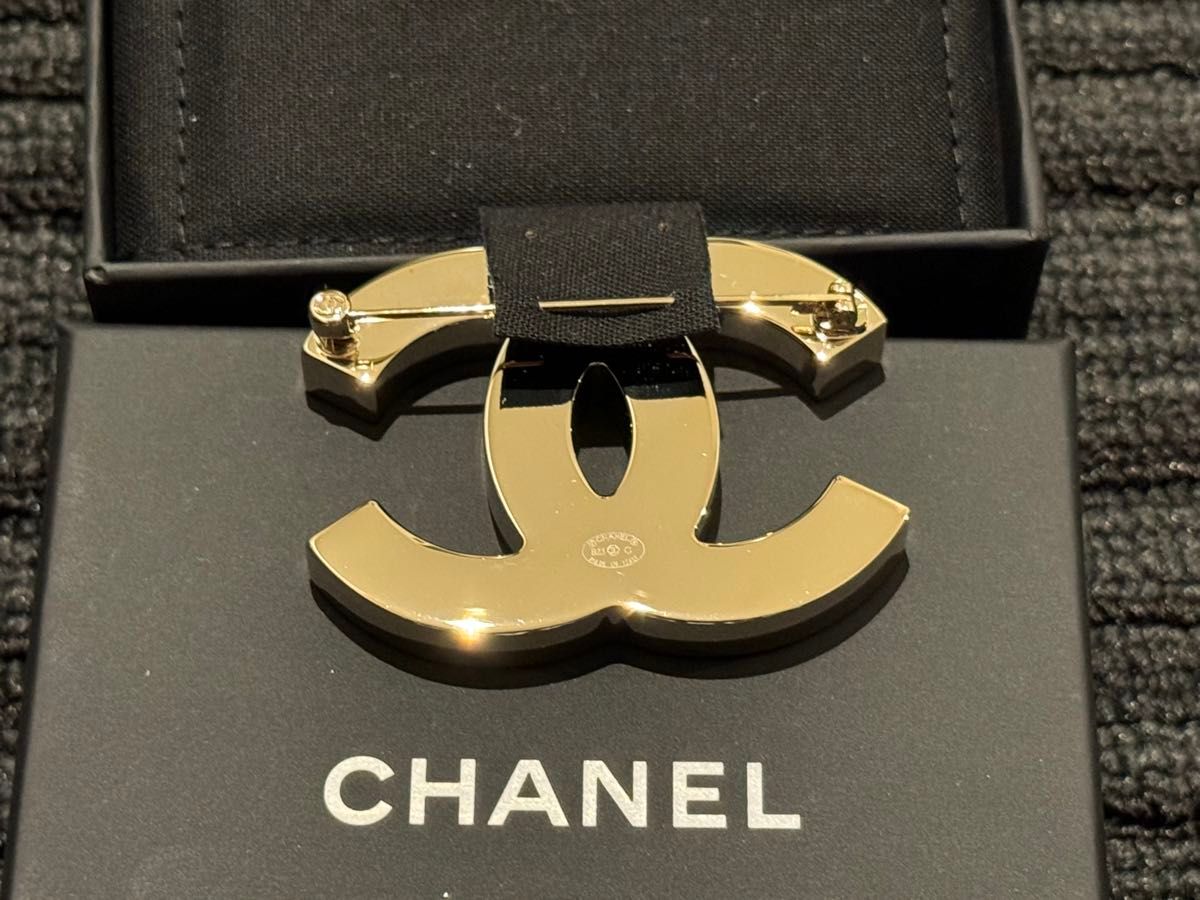 CHANEL シャネル ブローチ ココマーク アクセサリー ピンク CHANEL シャネル ブローチ ココマーク アクセサリー ピンク