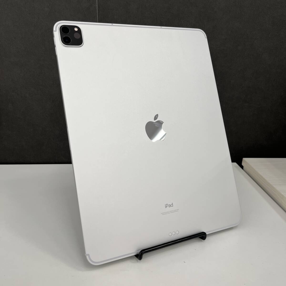 [ товар с некоторыми замечаниями ]iPad Pro 12.9 дюймовый no. 5 поколение 128GB M1 chip установка MHR53J/A серебряный б/у товар быстрое решение есть! с некоторыми замечаниями Junk товар 