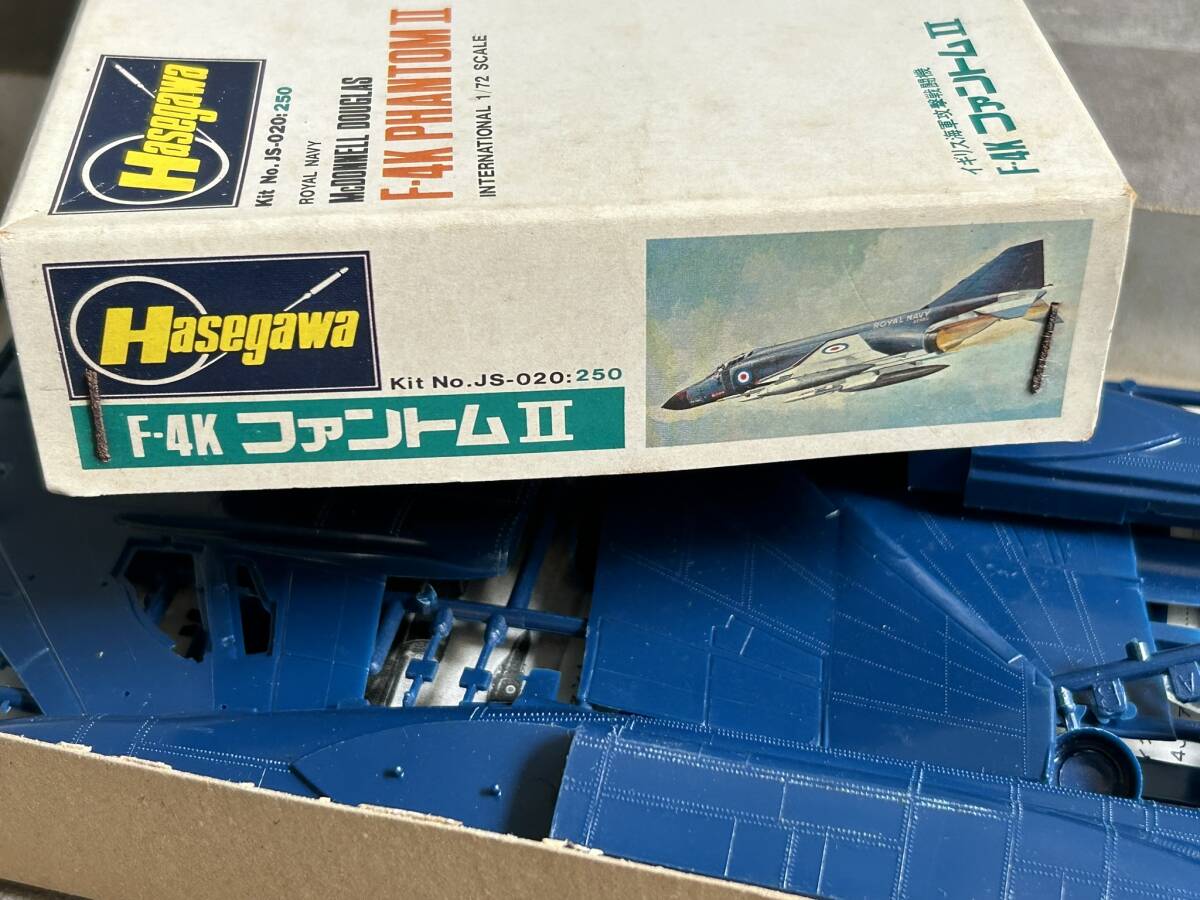 ハセガワ 1/72 マクドネル F-4K ファントムⅡ 英海軍 艦上戦術戦闘爆撃機 手付品 箱難 状態が悪い 〒350円 定形外郵便(追跡補償なし)他の画像8