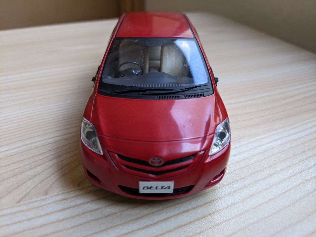 ミニカー トヨタ TOYOTA BELTA ベルタ　非売品 1/30 OFFICIAL LICENSED PRODUCT レア