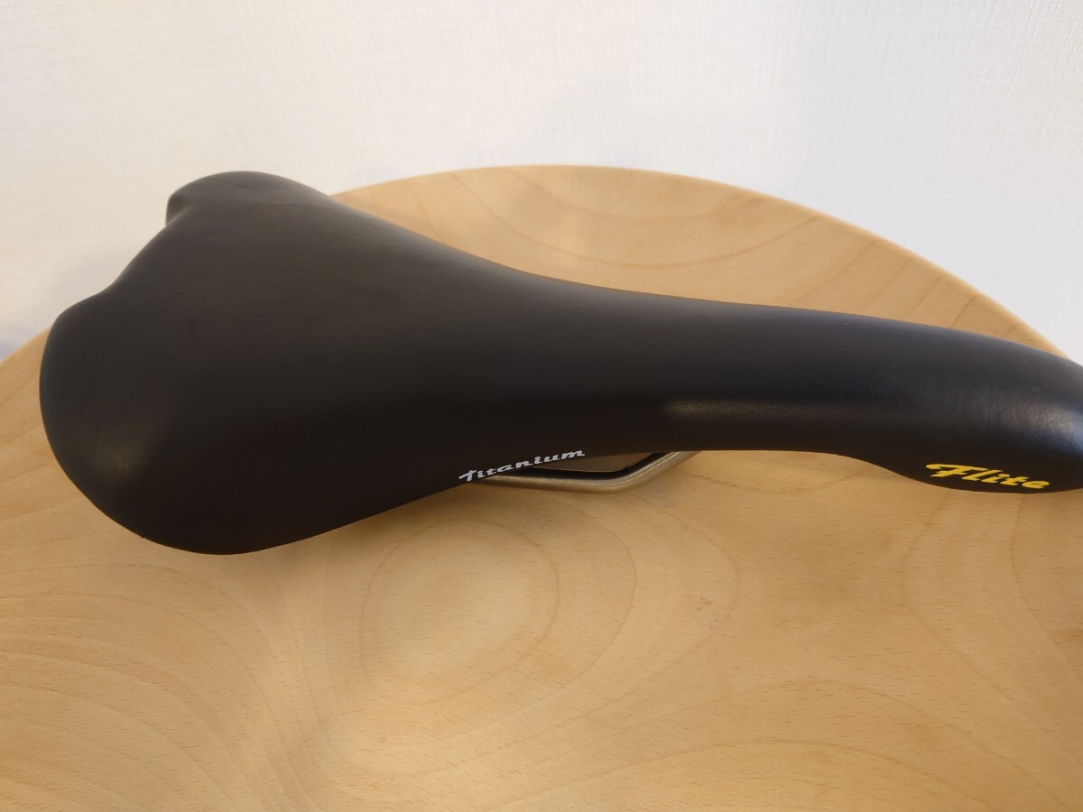 セライタリア FLITE フライト サドル 1990 titanium 美品♪ Selle Italia チタンレール クロモリロード ITALIA ロードバイク _画像6