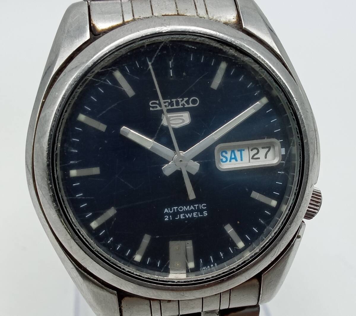 BB40♪＜AT/不動＞腕時計 ジャンク SEIKO 5 セイコーファイブ 7S26-01V0 自動巻き デイデイト インデックスの飾り取れ 現状品♪_画像4