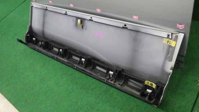 ノア DBA-ZRR75W フロント　左　ドア　助手席 1F7_画像6