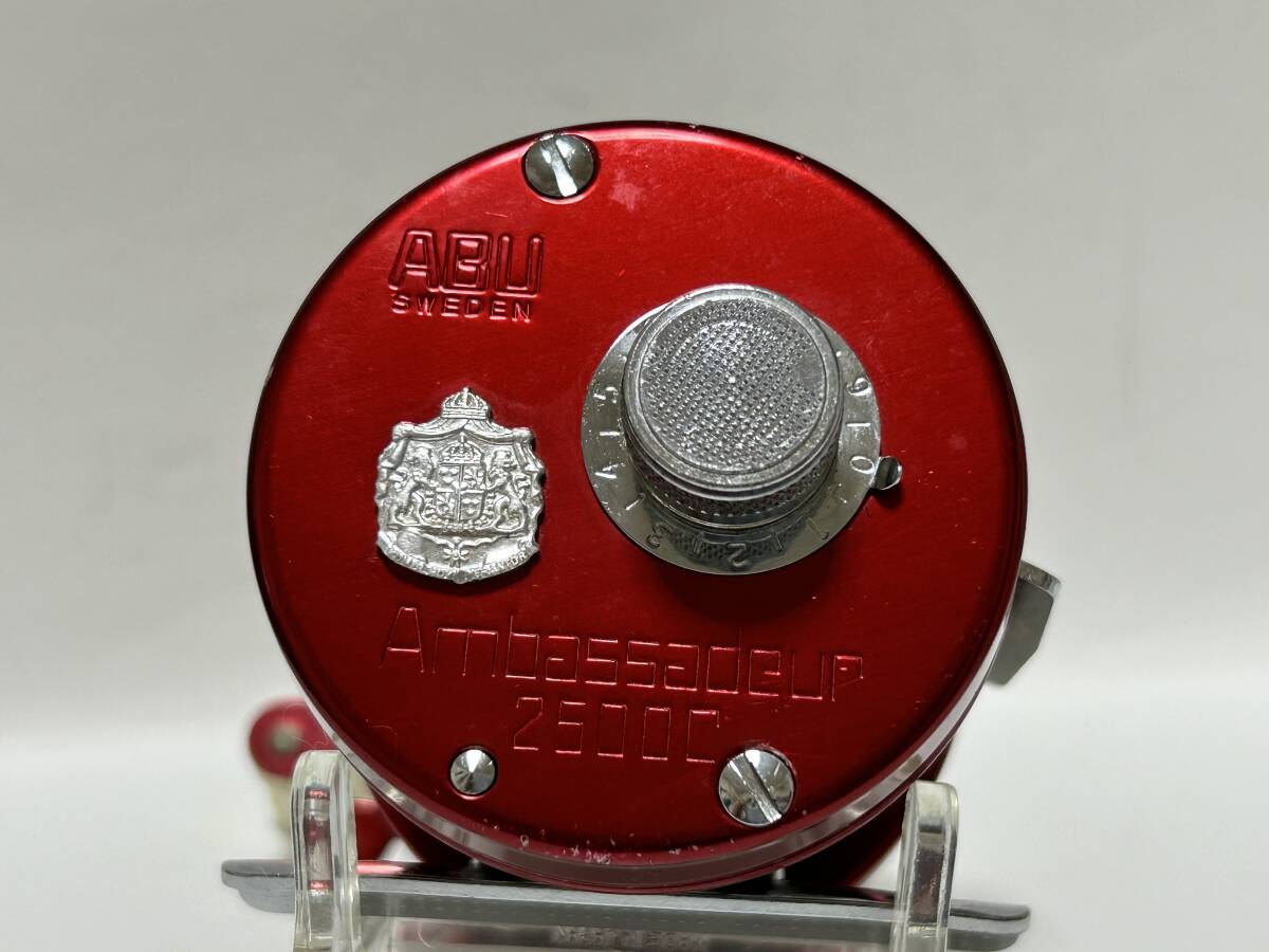 18632円 アブ アンバサダー 2500C レッド 赤 右巻き ABU 検 18632円 アブ アンバサダー 2500C レッド 赤 右巻き ABU 検