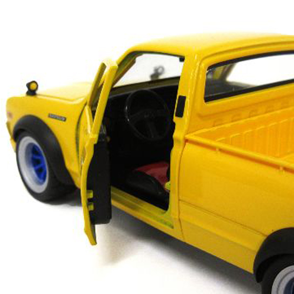 1:24 TOKYO MOD 1973 Datsun 620 Pick up Yellow ミニカー【Maisto】_画像8