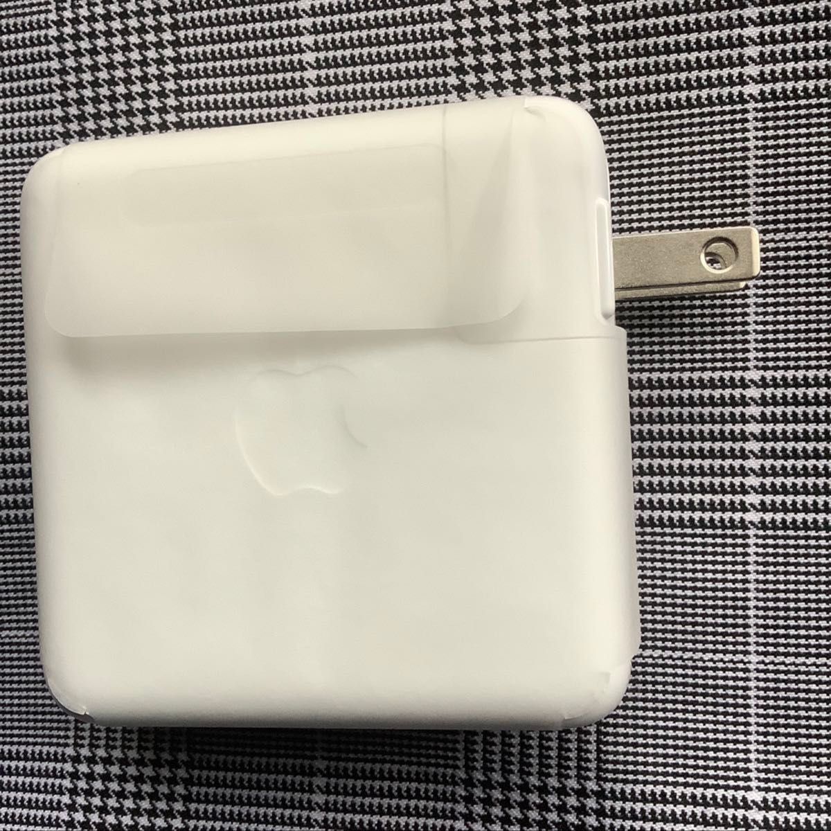 Apple MacBook Pro 付属品 USB-C電源アダプタ