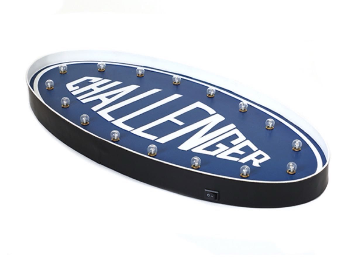 CHALLENGER 「LIGHTNING SIGNBOARD」 サインボード 新品未開封品 CHALLENGER 「LIGHTNING SIGNBOARD」 サインボード 新品未開封品