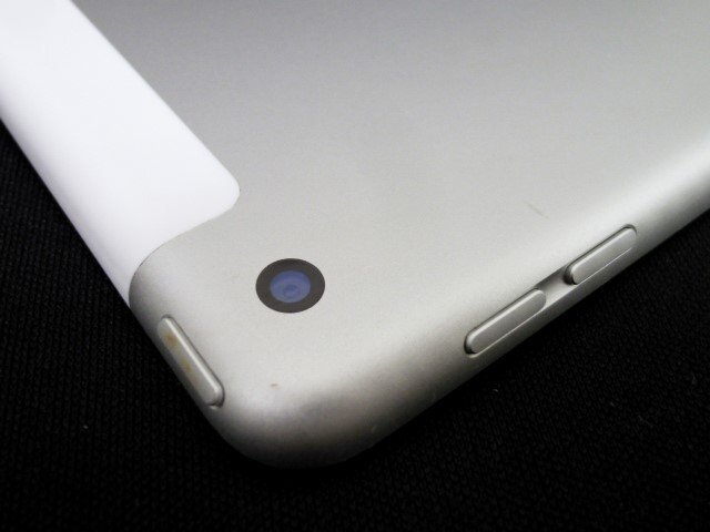 N【大関質店】中古 タブレット Apple アップル iPad アイパッド 10.2インチ 第9世代 Wi-Fi+Cellular 64GB MK493J/A ドコモ〇の画像8