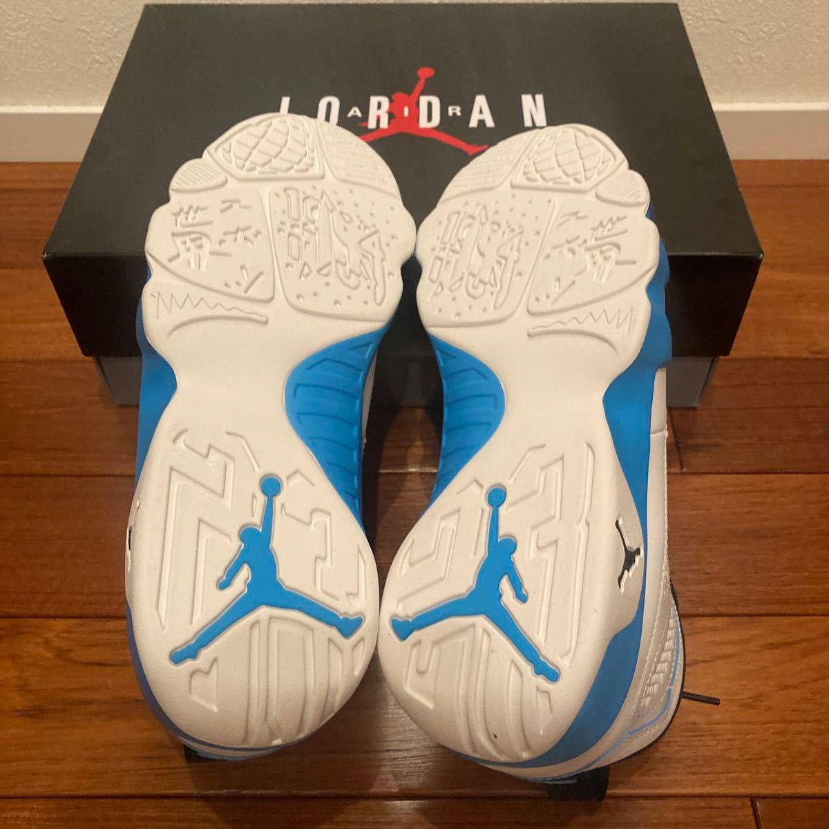 Air Jordan 9 Retro Powder Blue 