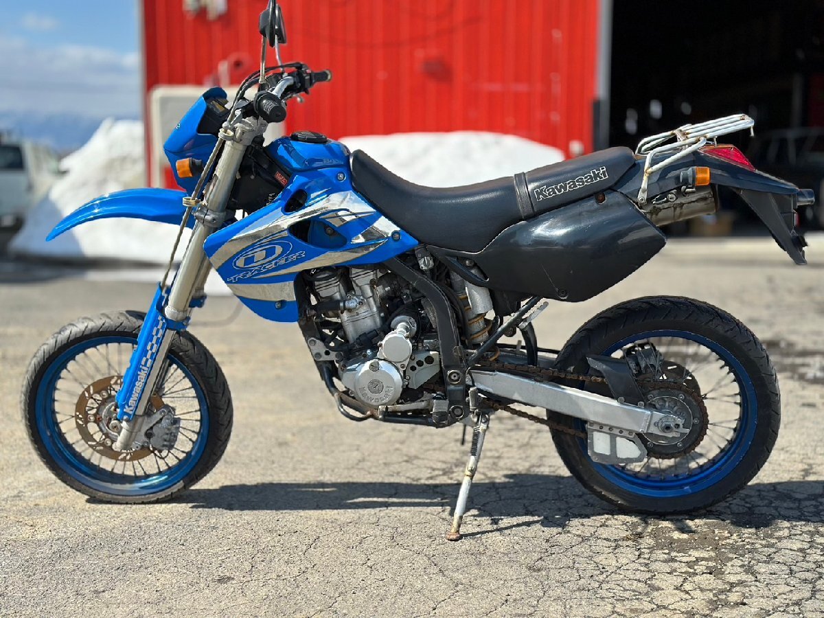 ●始動OK! 圧縮OK! Kawasaki カワサキ Dトラッカー LX250E D-TRACKER 2001年製 LX250DE モタード BLUE ディートラ 札幌発の画像2