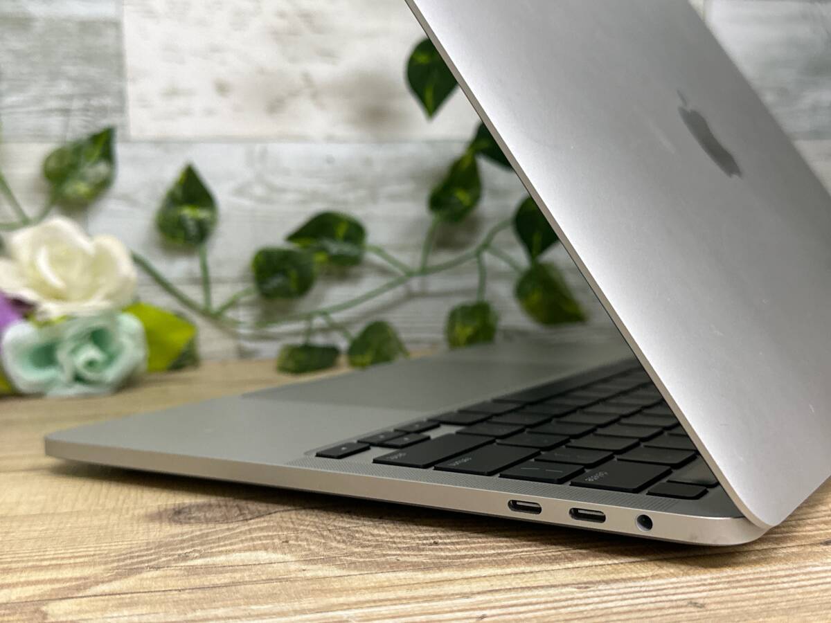 Apple MacBook Pro 2020【Core i7(1068NG7)2.3GHz/RAM:32GB/SSD:1024GB/13.3インチ]シルバー 動作品 ※ジャンク扱い_画像3
