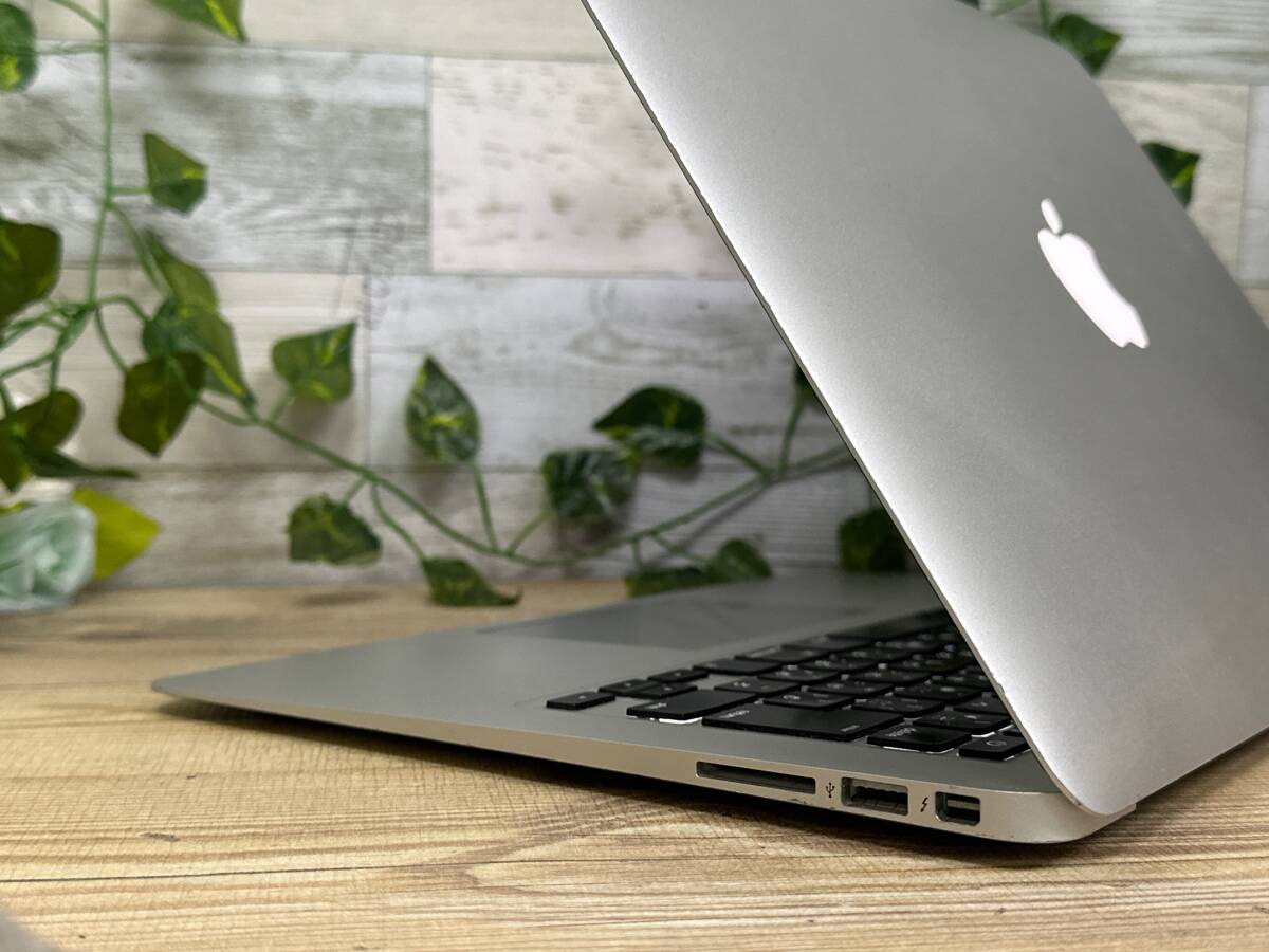 【動作OK♪】MacBook Air 2015 A1466[Core i5(5250U)1.6Ghz/RAM:4GB/SSD:128GB/13インチ]Catalina インストール済 動作品　_画像3