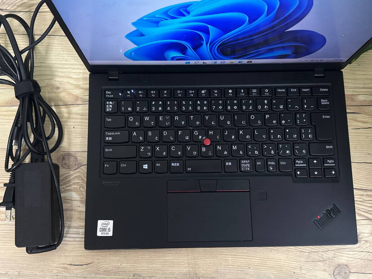 【美品♪】Lenovo ThinkPad X1 Carbon [10世代 Core i5(10210U)1.6GHz/RAM:8GB/SSD:256GB/14インチ]Windowsd 11 動作品_画像2