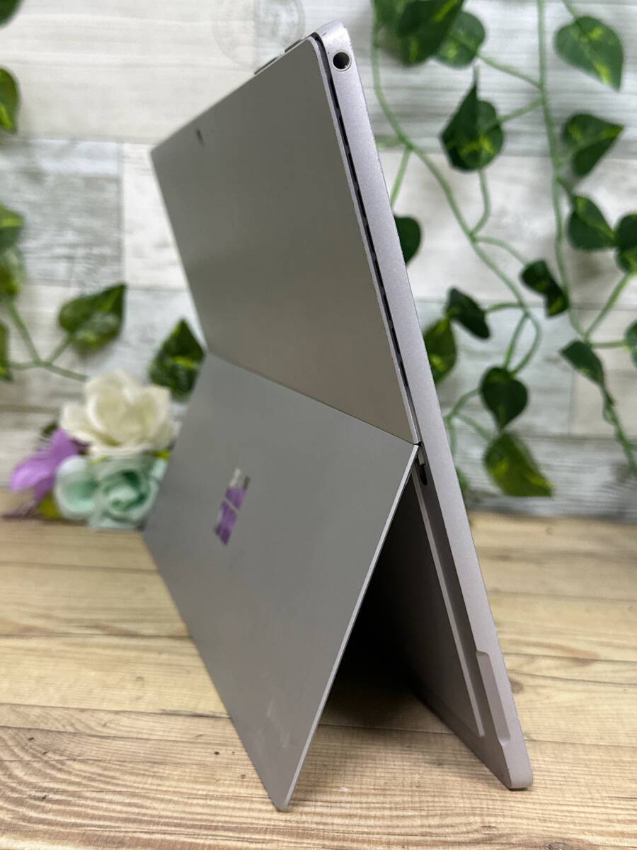 【良品♪】Microsoft Surface Pro 5 (2017)[Core i5 7300U 2.6GHz/RAM:4GB/SSD:128GB/12.3インチ]Windows 11 動作品_画像3