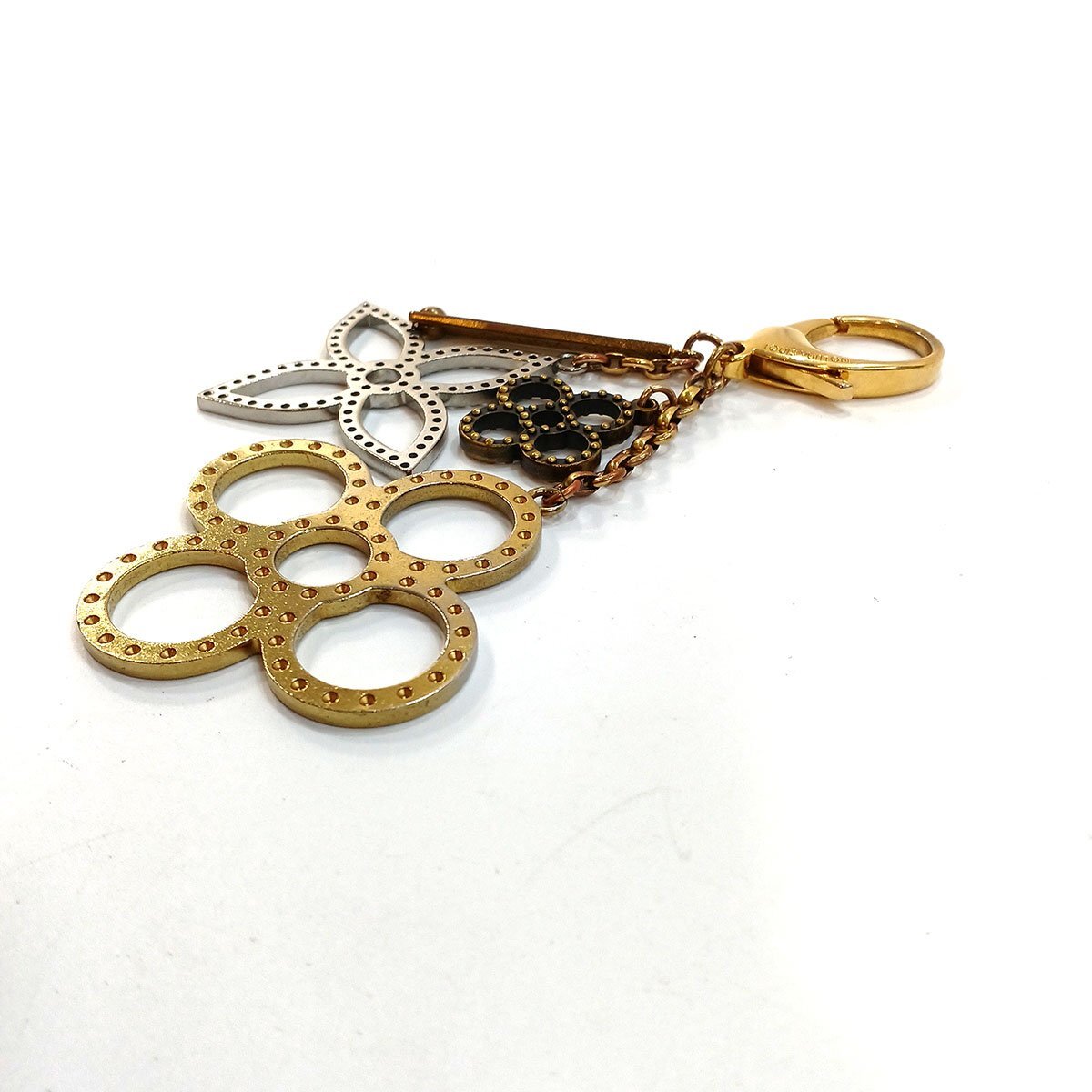  Louis Vuitton biju-sak*ta purge .M65090 bag charm key holder key ring LOUIS VUITTON used *