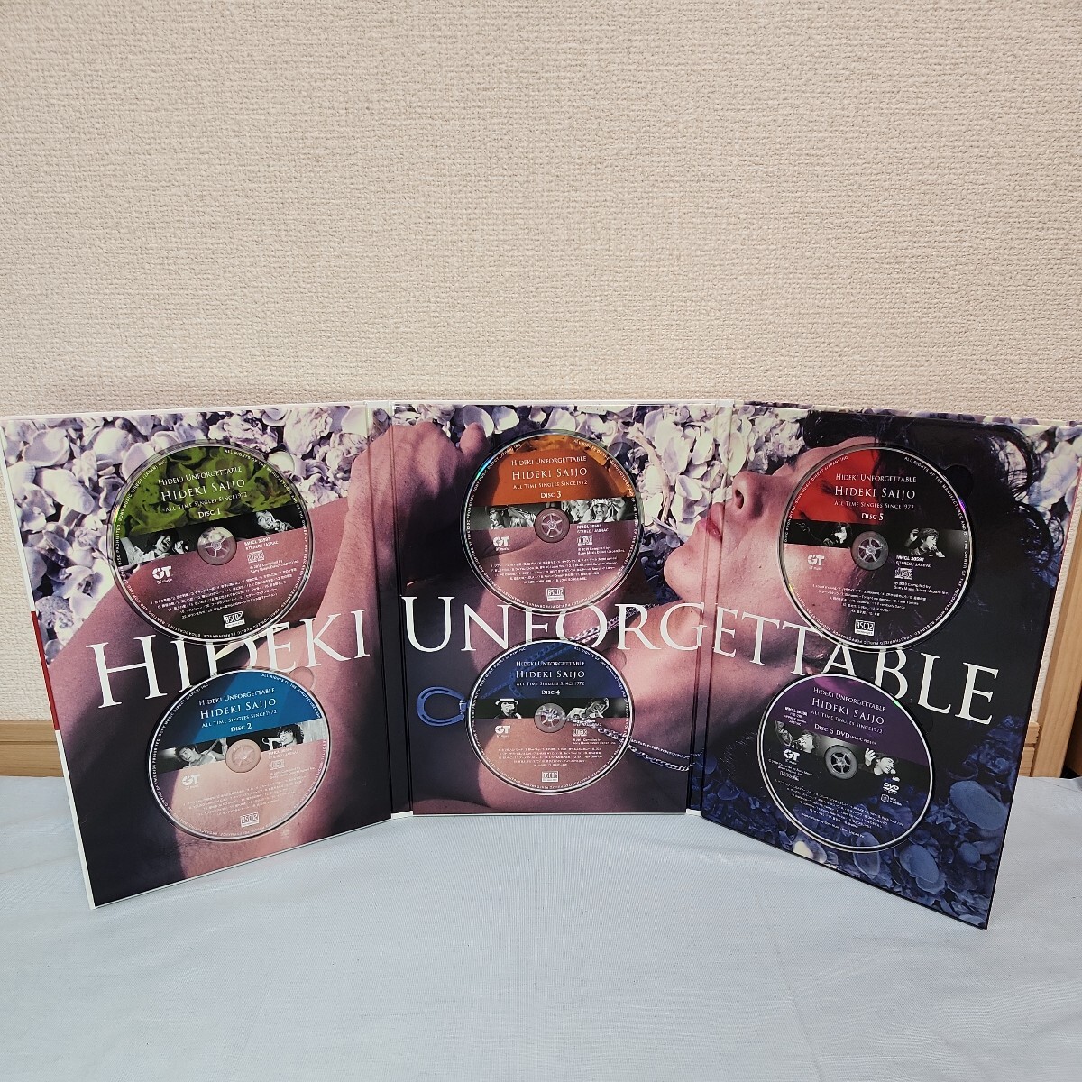 え5) 西城秀樹 CD 5枚 DVD 1枚 写真集 ALL TIME SINGLES SINCE 1972 完全生産限定盤 ベスト BEST _画像4