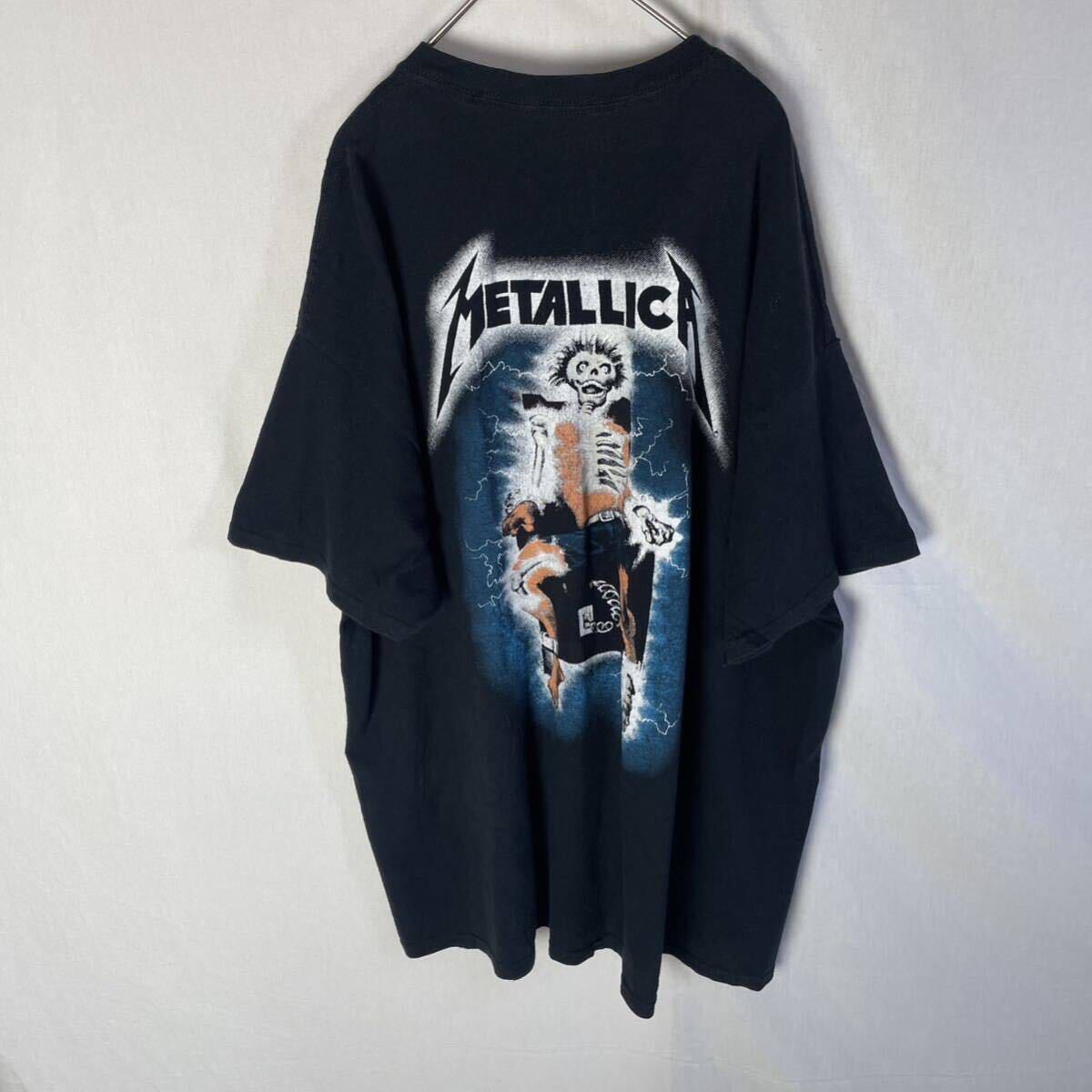 METALLICA 半袖プリントTシャツ　古着　XLサイズ　ブラック　バンドTシャツ_画像2