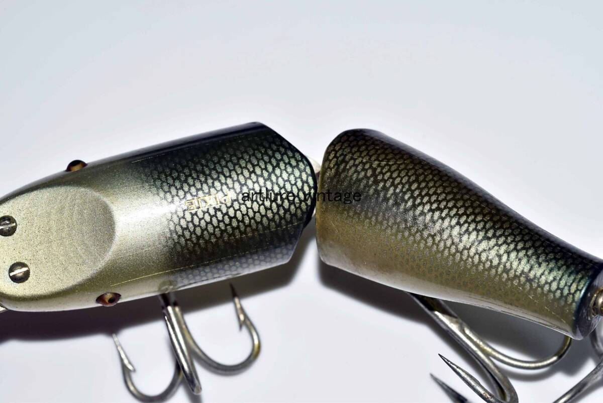 大型 SOLT WATER STRIPER PIKE JOINTED GIANT VINTAGE LURE 大型 SOLT WATER STRIPER PIKE JOINTED GIANT VINTAGE LURE
