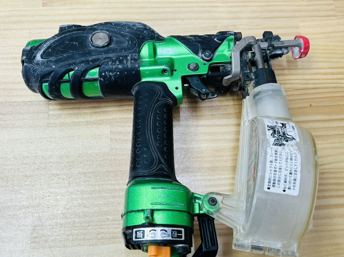 ☆ HITACHI ヒタチ 日立工機 高圧ねじ打機 グリーン WF4H2 エア釘打機 エアーツール 工具 SA-0513w140 ☆の画像9