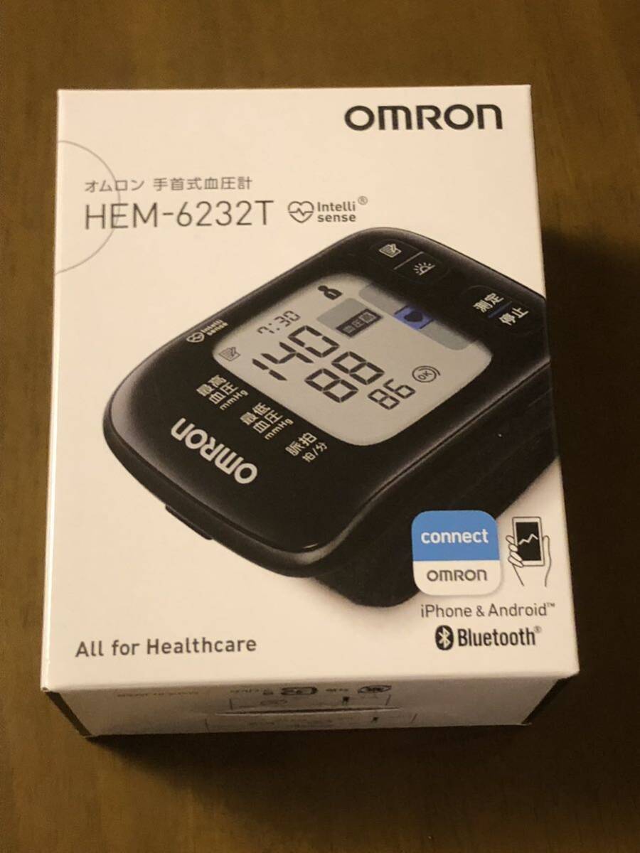 [ unused goods ]OMRON HEM-6232T wrist type hemadynamometer 