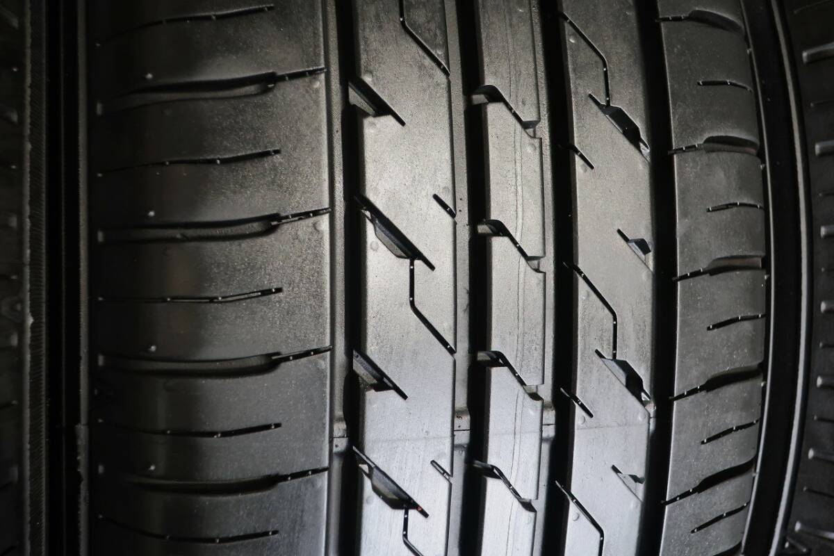 極上イボ付き 2022年製 国産 215/60R16 ダンロップ エコファイン 格安4本SET 迅速発送/手渡し 交換作業も可 安心のパンクチェック済み_画像2