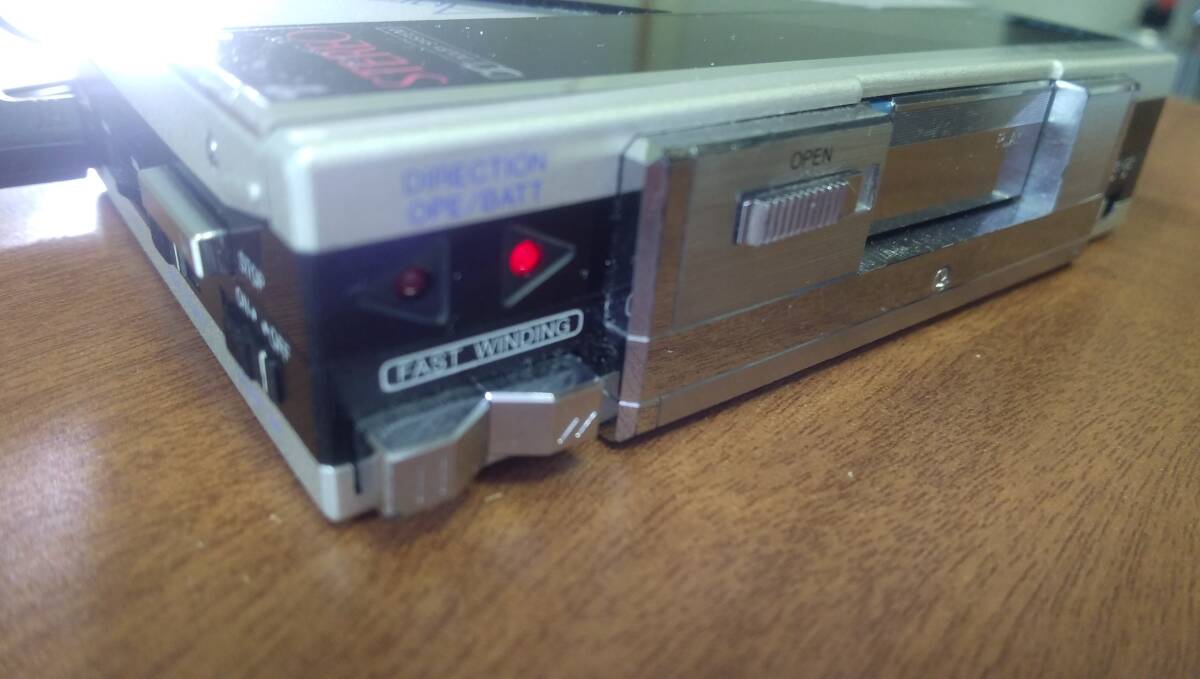 SANYO JJ-F2 JJ-P2 2 pcs reproduction OK equipped junk cassette player 