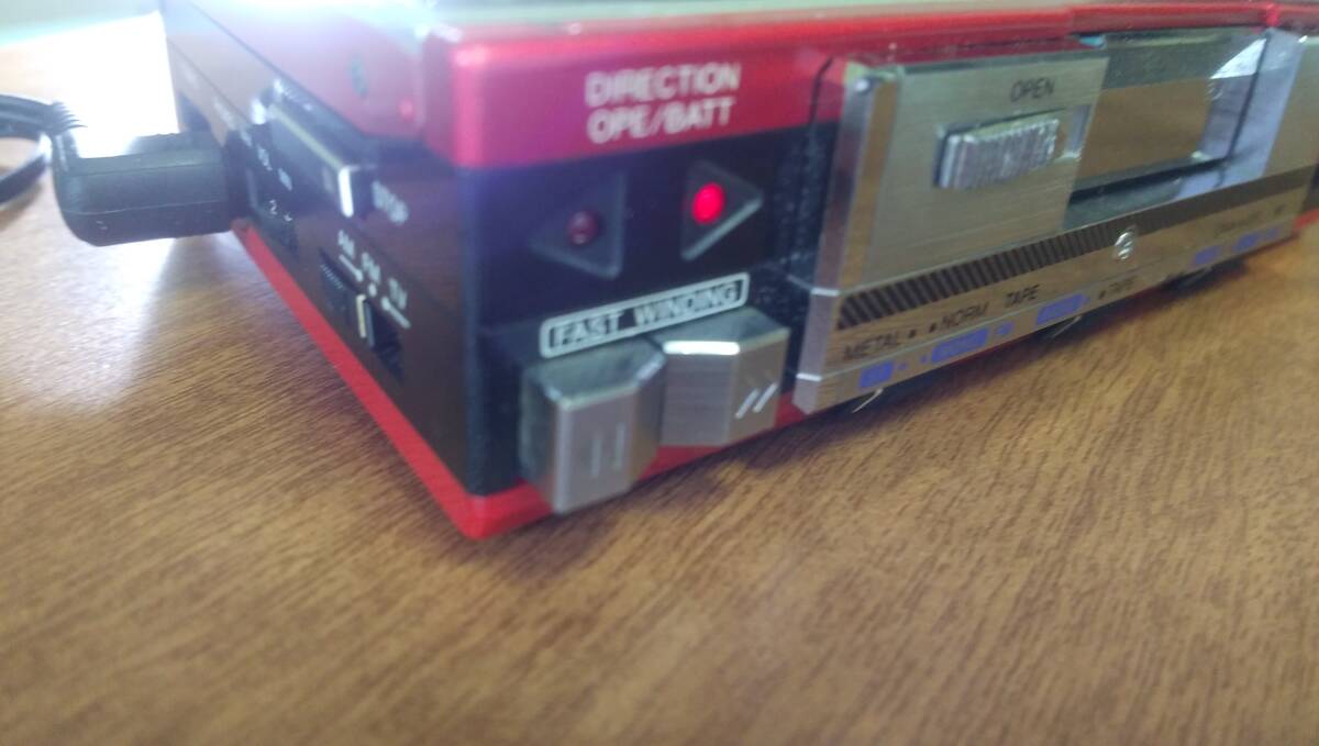 SANYO JJ-F2 JJ-P2 2 pcs reproduction OK equipped junk cassette player 