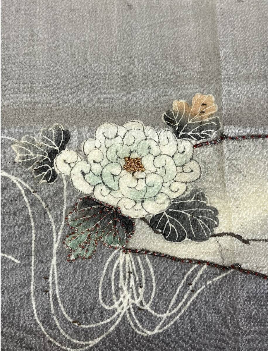 花とら●アンティーク端切れ　灰ぼかし　江戸ちりめん　刺繍　リメイク　扇面　牡丹　素材　細工用　　　　240424-10_画像6