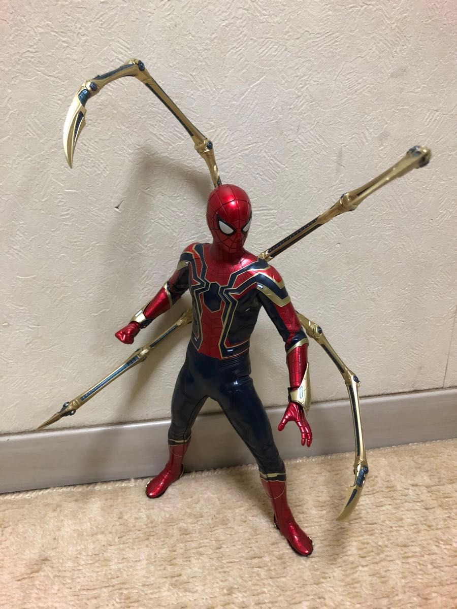 ホットトイズ　アイアンスパイダーマン　アベンジャーズ　1/6 フィギュア　アイアンマン　マーベル　ディズニー　トムホランド　映画