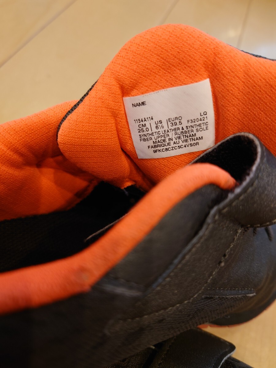 asics Asics Junior спортивные туфли Laser beam gray × orange 25 см текстильная застёжка липучка 