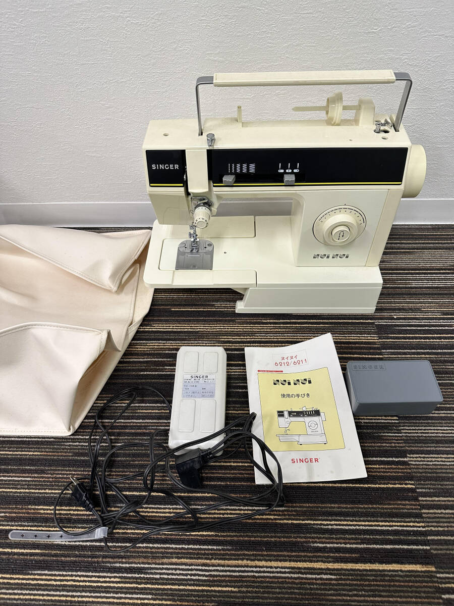 SINGER sewing machine NUINUI 6211C stepping sewing machine accessory instructions have retro antique sewing operation verification settled used present condition goods E543