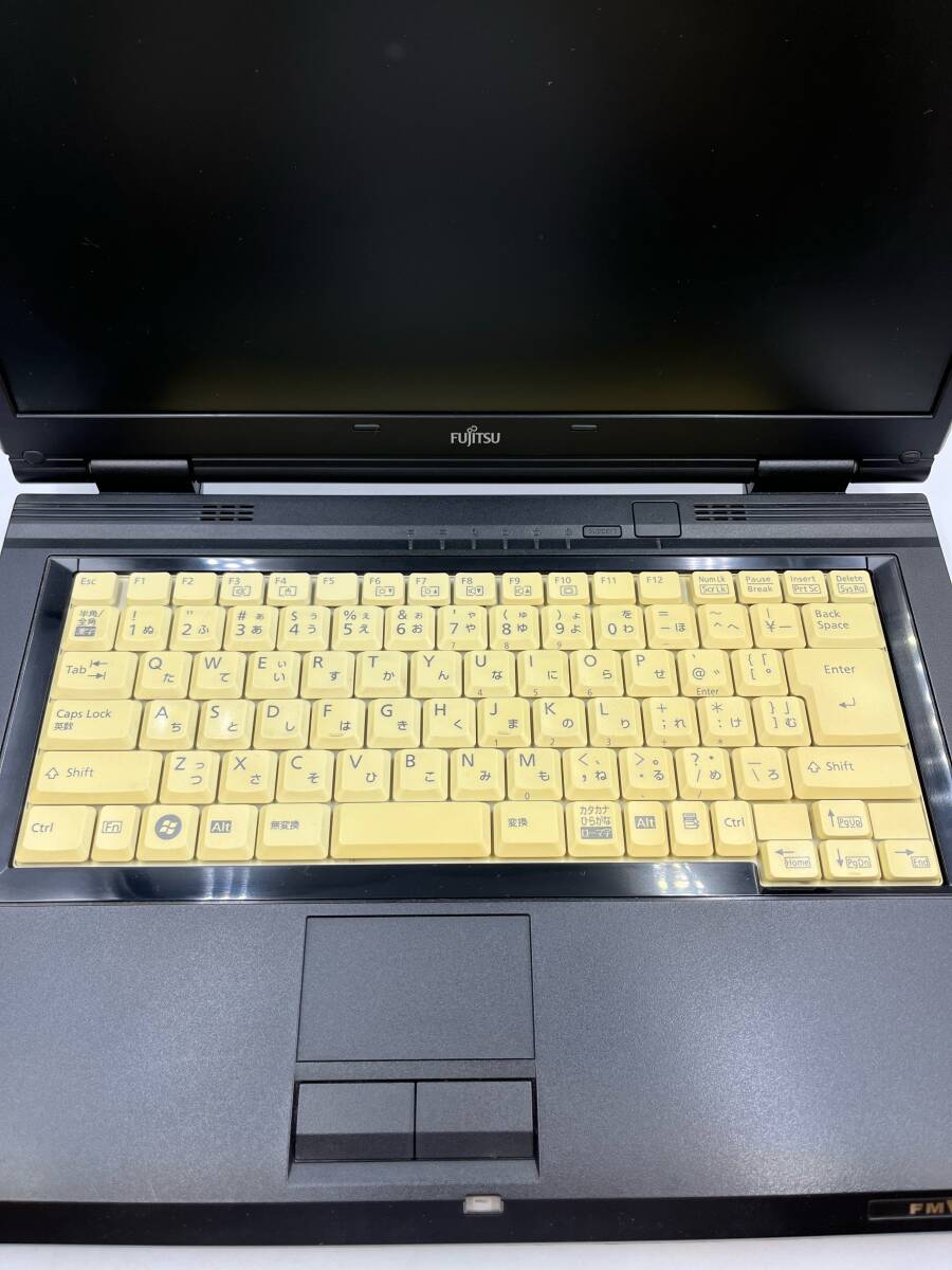 FUJITSU 富士通 FMV LIFEBOOK A FMV-A8260 Windows Vista HDD無し 2008年 通電確認済み ACアダプタ付属 E583_画像2