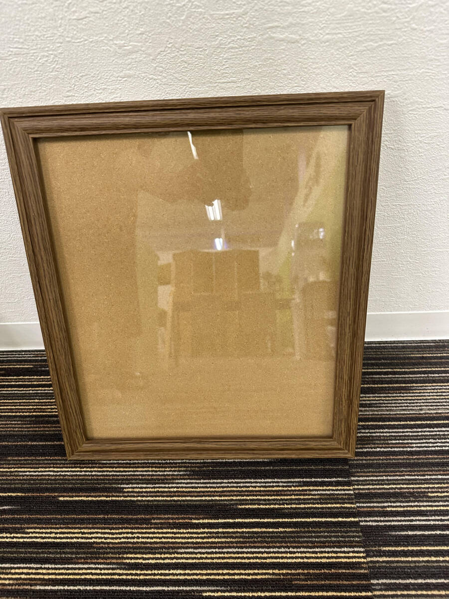 木製　額縁　ハクバ写真　フレーム　インテリア　縦41センチ×横37センチ　空額　ガラス　アート　ウッドフレーム　中古　現状品　E702　_画像2