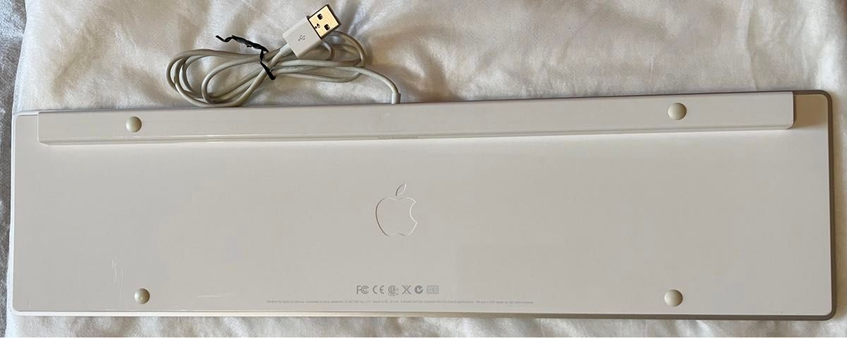 【美品】Apple純正USBキーボード A1243 JIS配列 テンキー付き