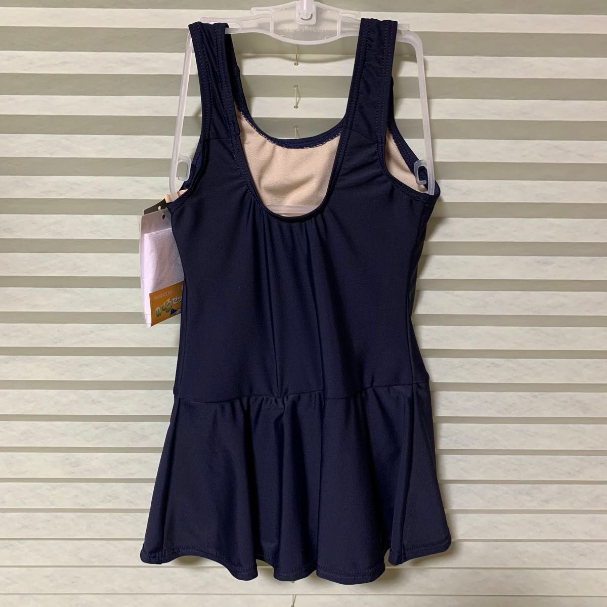 【新品・タグ付き】スクール水着 ワンピース 女の子 120cm （未着用）紺色　　定価1958円　スカート付　 スイムウェア