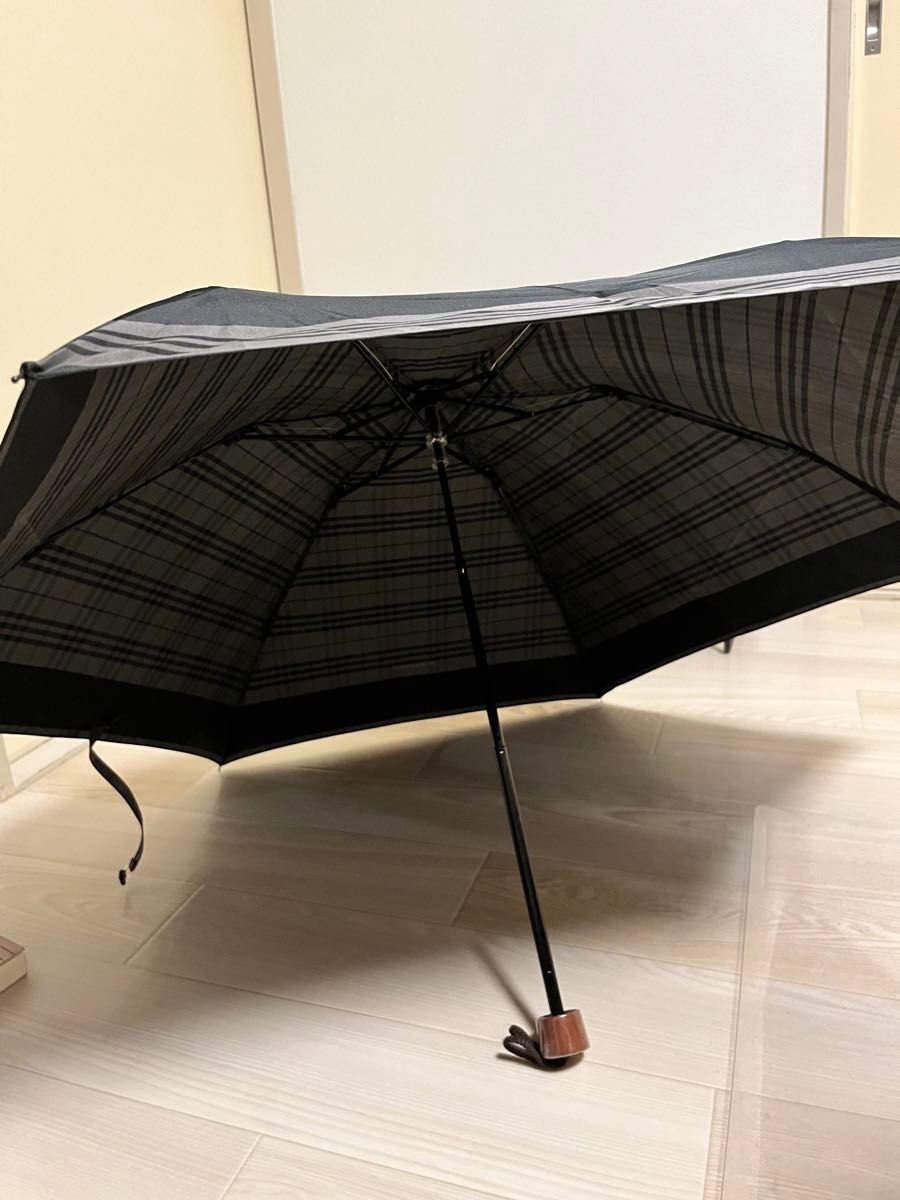 バーバリー　 折りたたみ傘　未使用品　黒色
