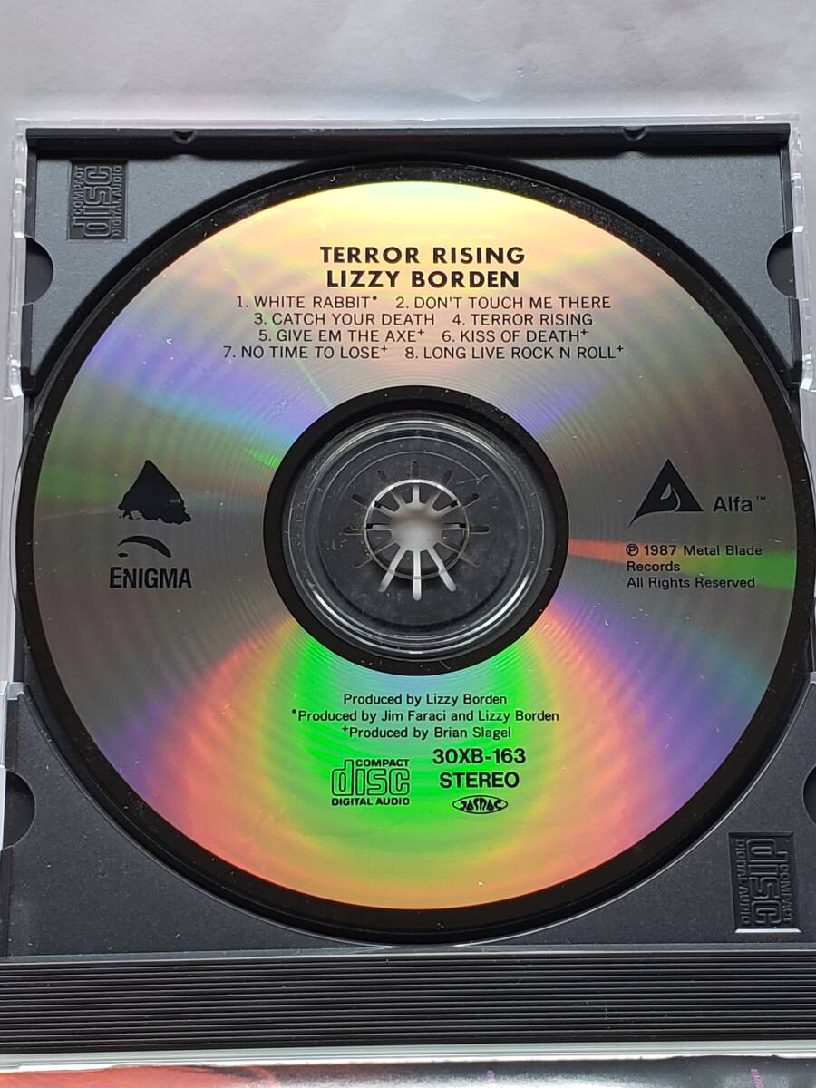 LIZZY BORDEN/TERROR RISING/リジー・ボーデン/テラー・ライジング/国内旧規格盤CD(税込表記なし)/1987年発表/日本特別編集盤/入手困難盤_画像4