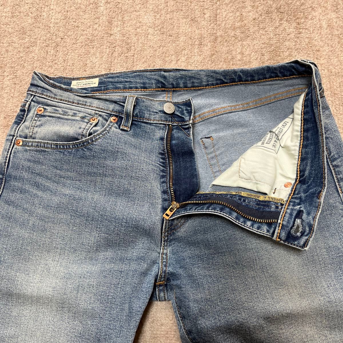 新品で買って着用2回 美品リーバイス Levi's 505 デニム ジーンズ　w32 ウエスト84cm 股下80cm