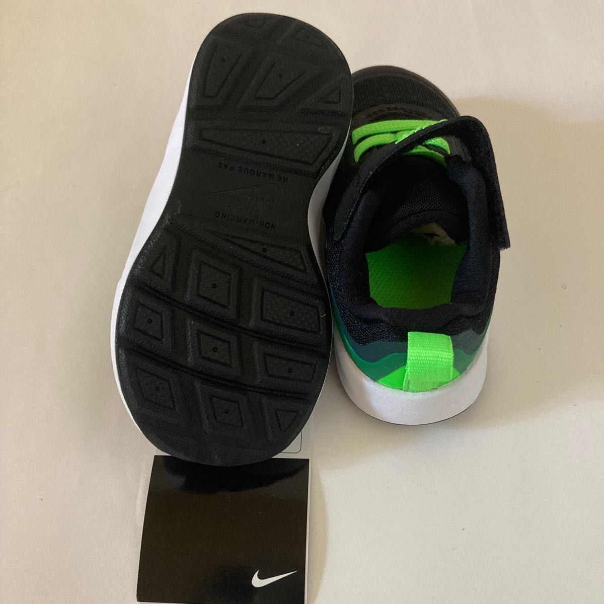 NIKE ナイキ　12cm ベビーシューズ　子供靴　男の子　運動靴　スニーカー