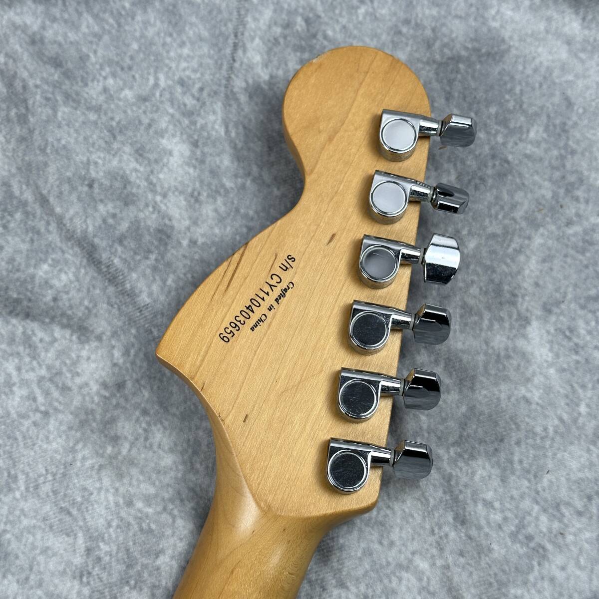 【通電確認のみ】Squier by Fender スクワイヤー ストラトキャスター エレキギター Affinity Series 中国製 ブラック ラージヘッド(KM-025)_画像7