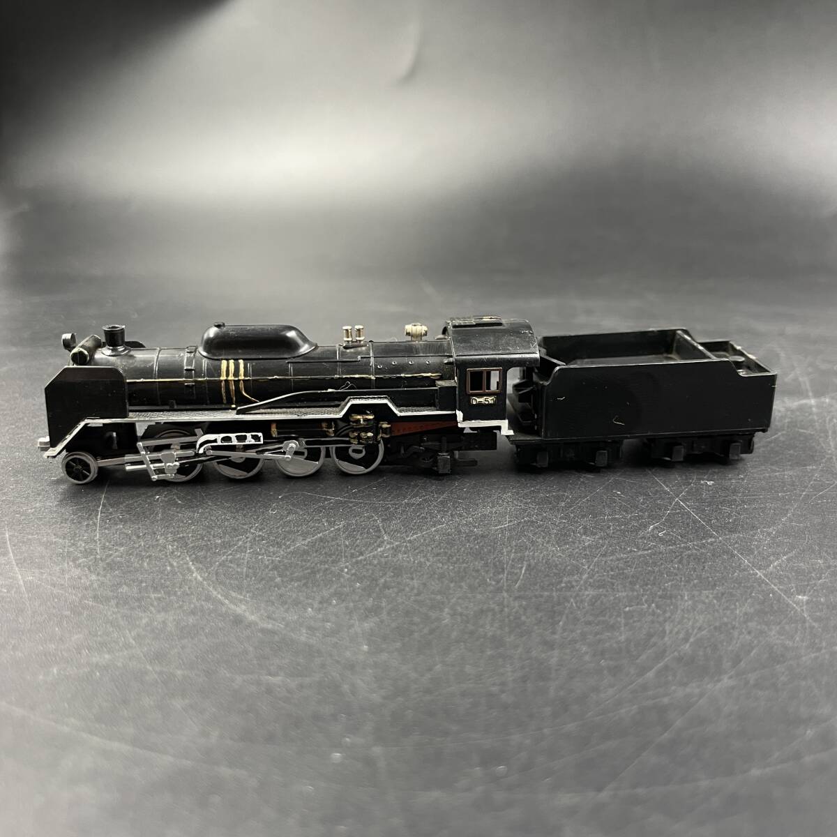 送料無料 D51 蒸気機関車 ミニチュア プラスチック製 メーカー不明 ジャンクの画像6