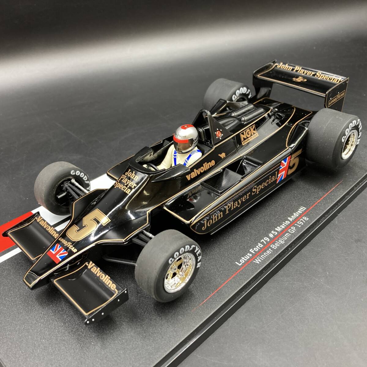 BQ3002 モデルカーグループ 1/18 ロータス フォード 79 ベルギーGP 1978 M.アンドレッティ ミニカー_画像2