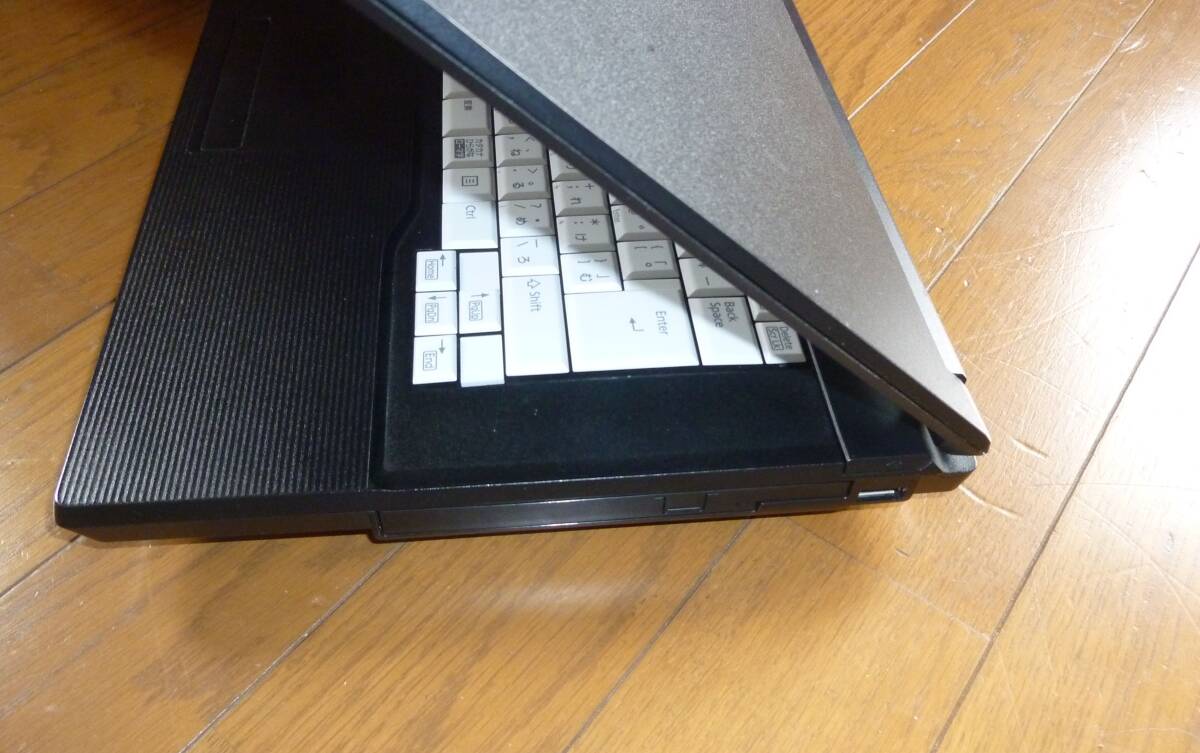 【第7世代】 富士通LIFEBOOK A747/P Core i5-7300U/8GB/SSD128GB/ Wifi/MS-Office/Windows11 管59_画像4