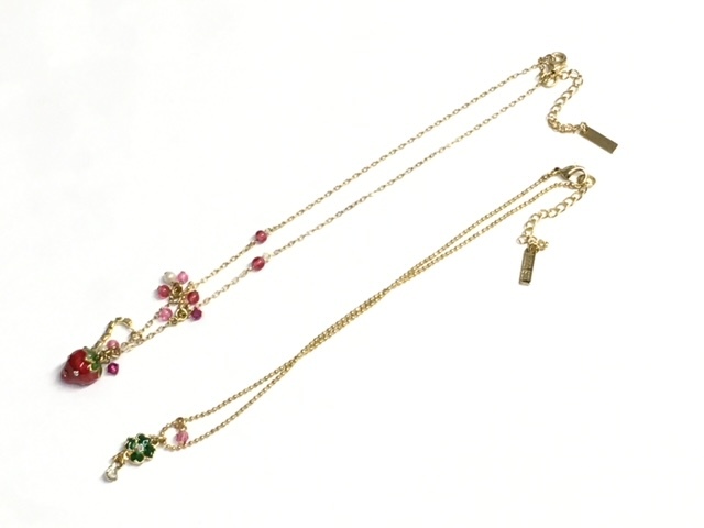 【ANNA SUI】(NO.3361)アナスイ 二連 ネックレス イチゴ＆四つ葉のクローバー の画像5