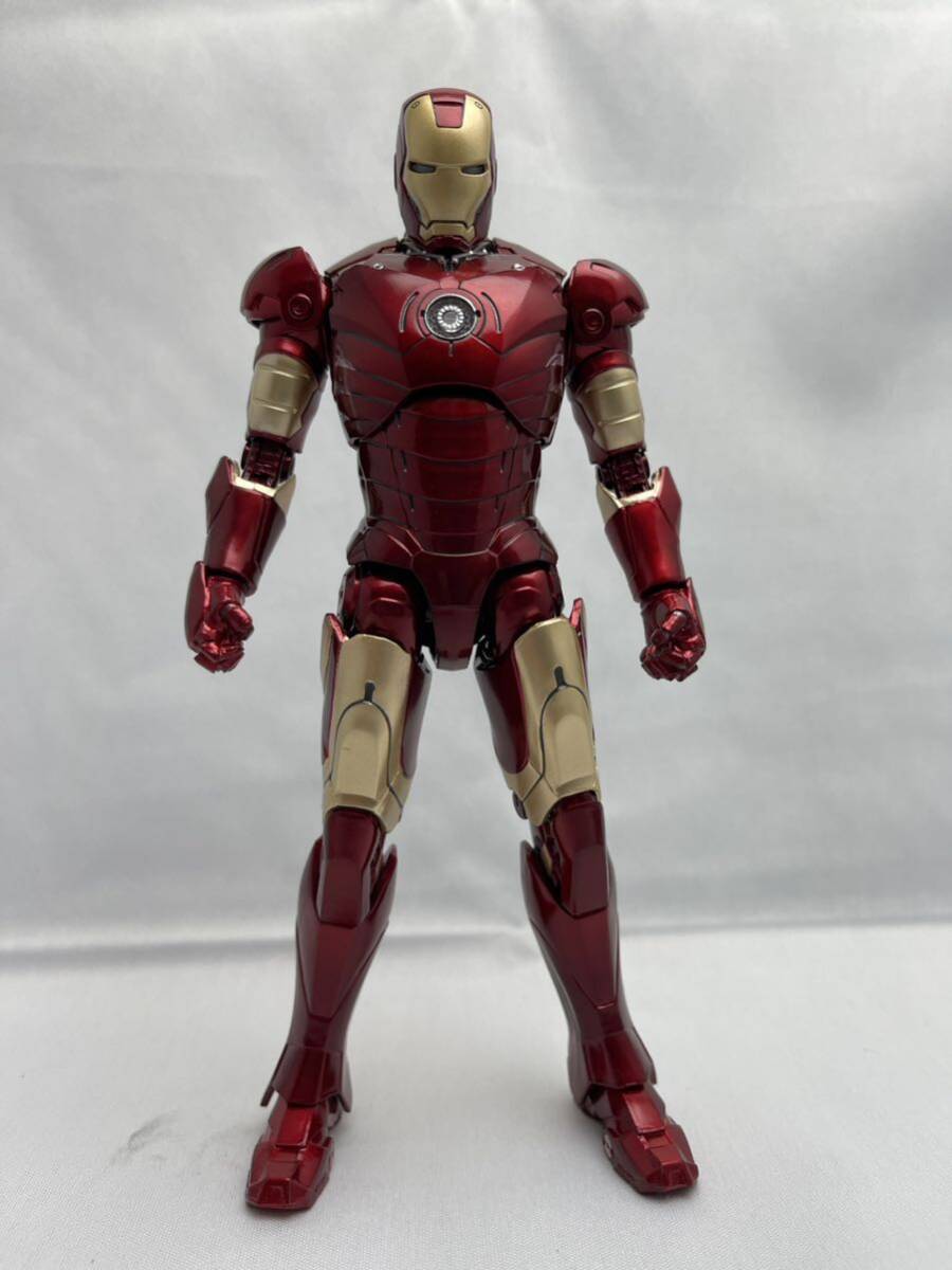 [ box less ]zdtoys 1/10 Ironman action figure Mark 1~7+ Mark 42 8 body set LED luminescence less version 