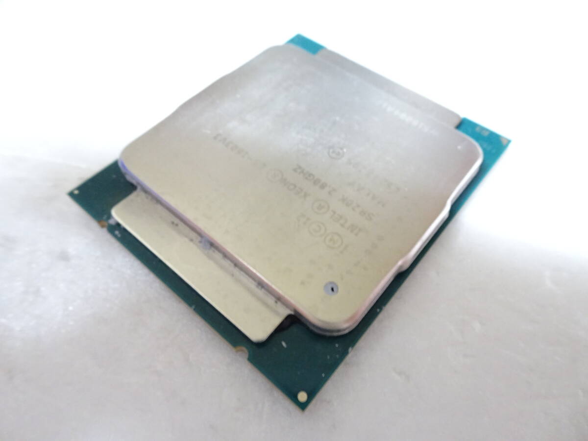 美品 インテル Intel Xeon プロセッサー XEON E5-1603V3 2.80GHz LGA2011-3 SR2PG 動作検証済 1週間保証_画像2
