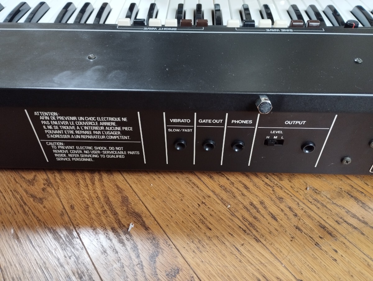 Roland electric organ VK-09