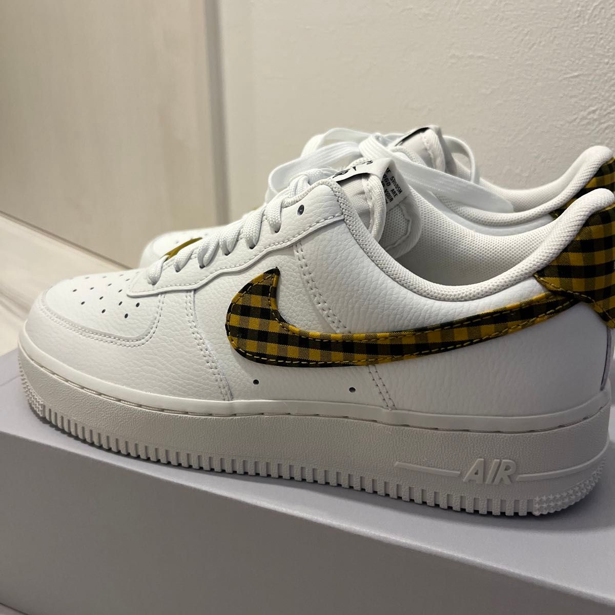 【新品未使用】Nike WMNS AIR FORCE 1'07 ESS TREND