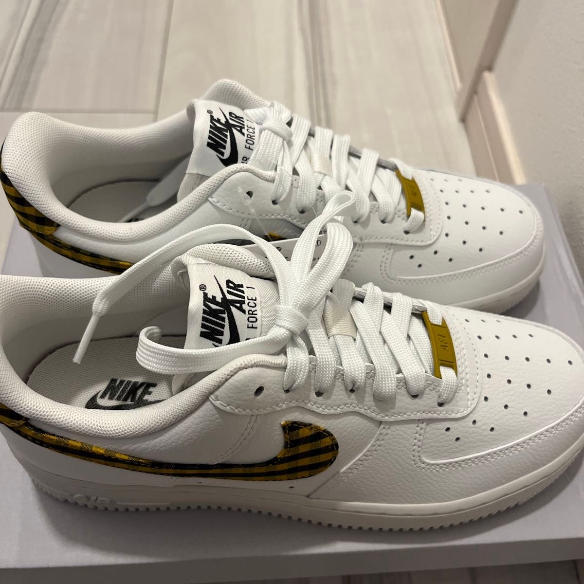 【新品未使用】Nike WMNS AIR FORCE 1'07 ESS TREND