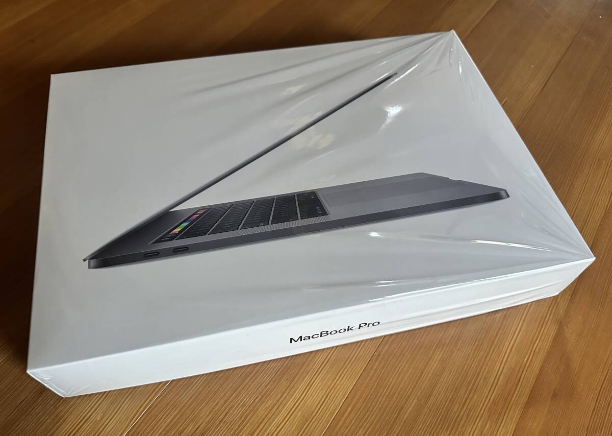 MacBookPro 15インチ MV912J/A 2019 Space Gray RAM16GB SSD512GB 美品_画像8